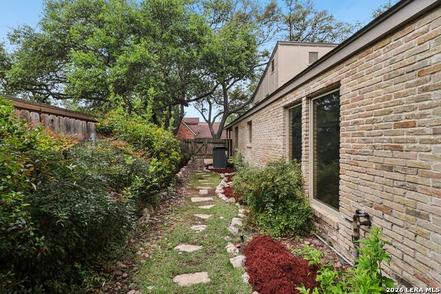 Image 37 of 48 For 4318 Muirfield