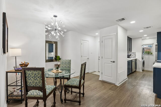 Image 13 of 43 For 2718 Old Field Dr  502