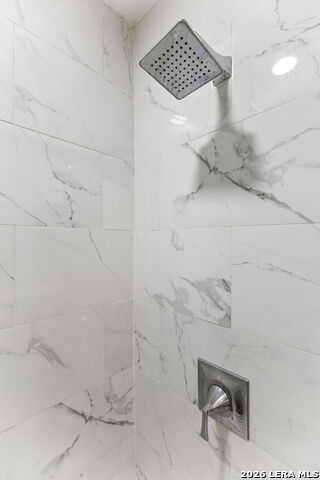 Image 28 of 43 For 2718 Old Field Dr  502