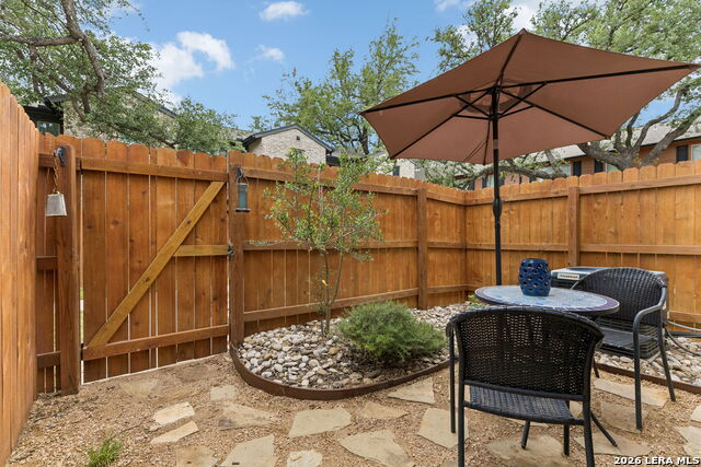 Image 35 of 43 For 2718 Old Field Dr  502