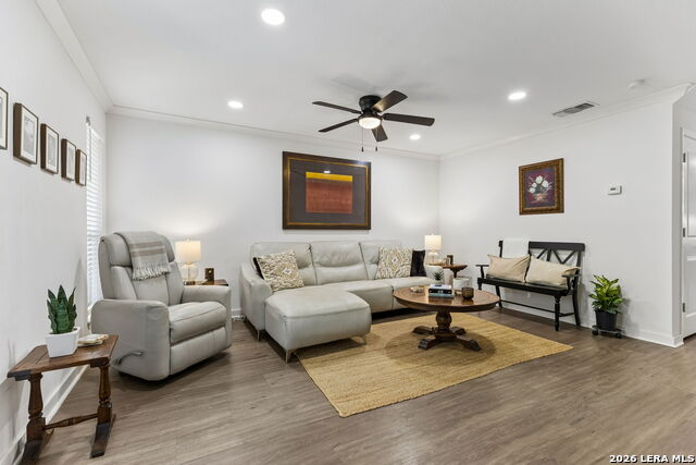 Image 8 of 43 For 2718 Old Field Dr  502