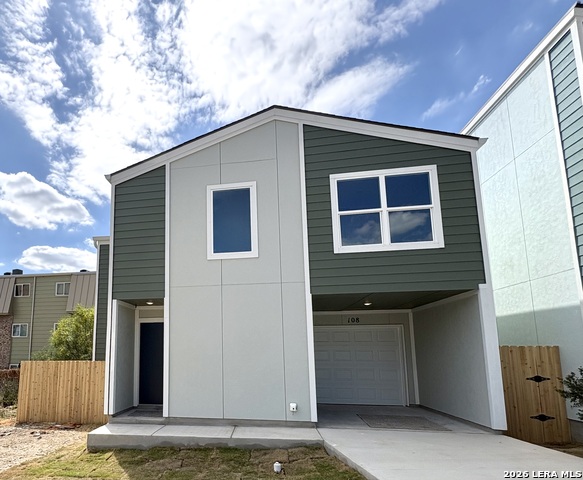 Image 2 of 24 For 310 W Evergreen St #108