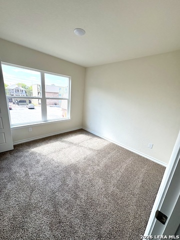 Image 20 of 24 For 310 W Evergreen St #108