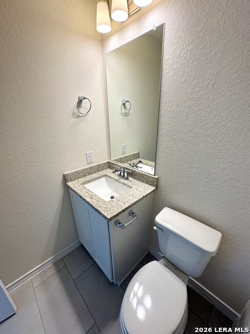 Image 22 of 24 For 310 W Evergreen St #108