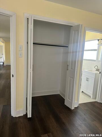 Image 9 of 12 For 462 Hialeah  