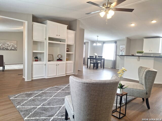 Image 2 of 16 For 533 Las Hadas