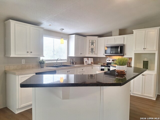 Image 3 of 16 For 533 Las Hadas