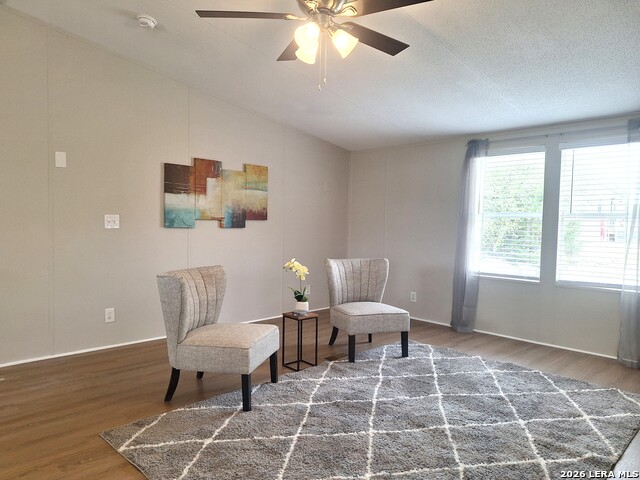 Image 8 of 16 For 533 Las Hadas