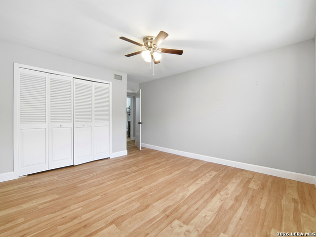 Image 21 of 39 For 11725 Whisper Dew St