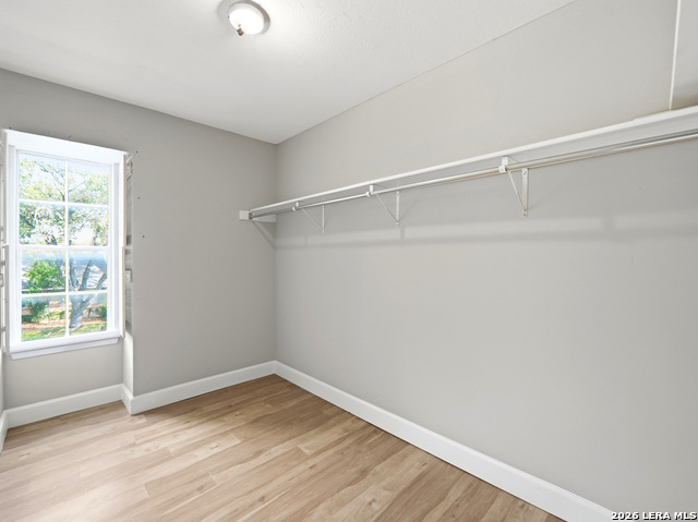 Image 22 of 39 For 11725 Whisper Dew St