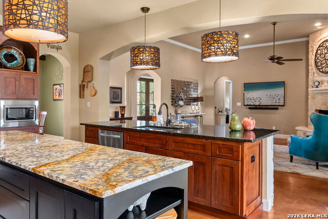 Image 12 of 48 For 17203 Clovis