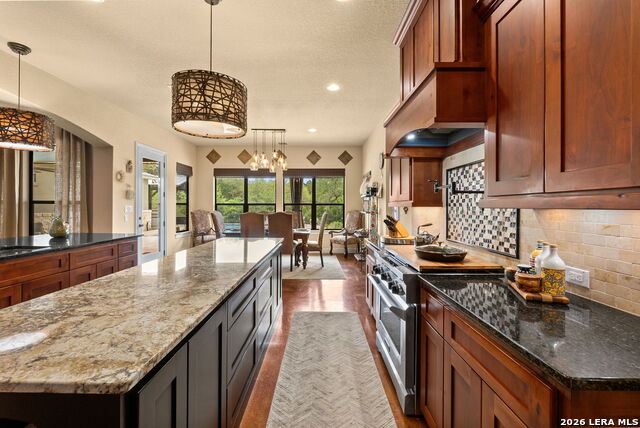 Image 13 of 48 For 17203 Clovis