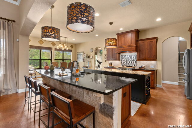 Image 14 of 48 For 17203 Clovis