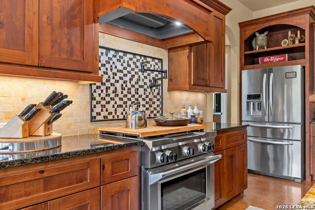 Image 16 of 48 For 17203 Clovis