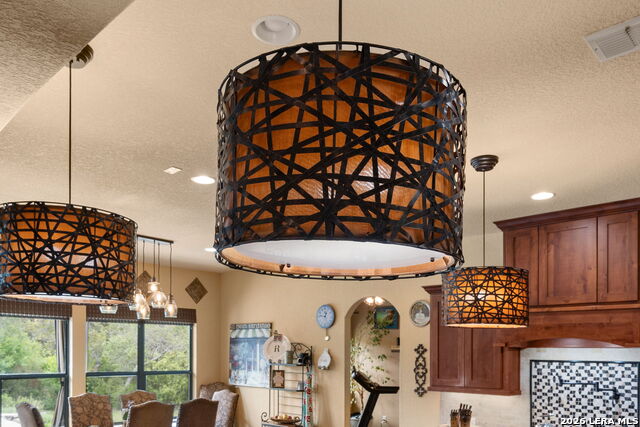 Image 18 of 48 For 17203 Clovis