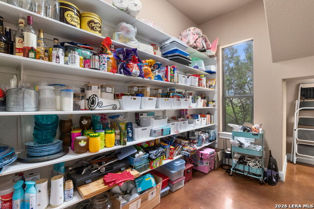 Image 24 of 48 For 17203 Clovis