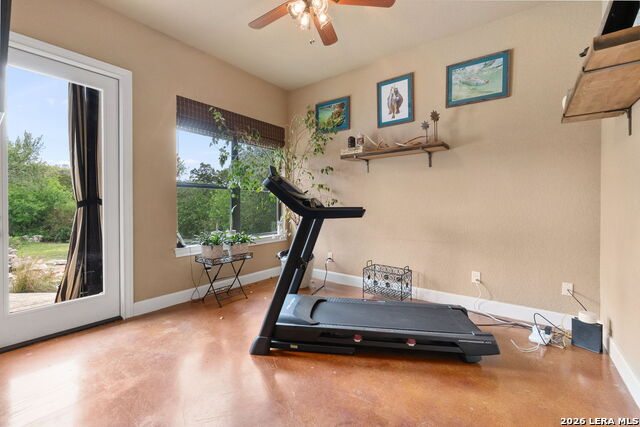 Image 40 of 48 For 17203 Clovis