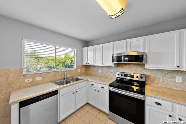 Image 15 of 41 For 25615 Velvet Rose