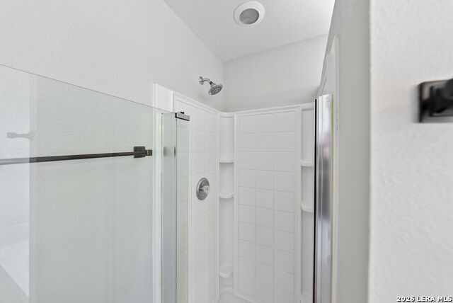 Image 31 of 41 For 25615 Velvet Rose