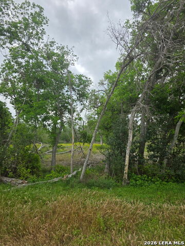 Image 3 of 30 For 2324 Chavaneaux E