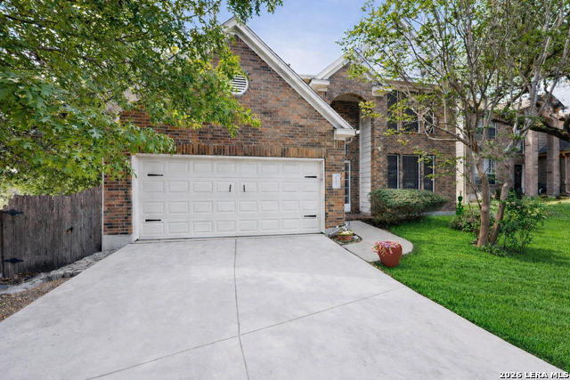 Image 2 of 39 For 6302 Jade Gln