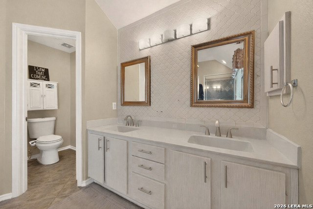 Image 22 of 39 For 6302 Jade Gln