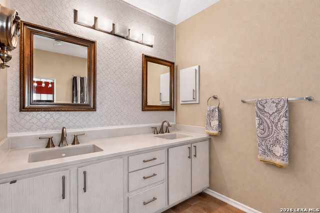 Image 23 of 39 For 6302 Jade Gln