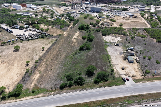 Image 2 of 13 For 4390 Loop 1604 E S