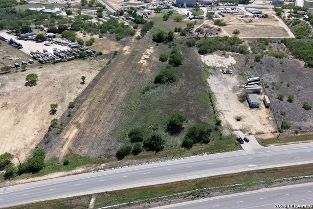 Image 7 of 13 For 4390 Loop 1604 E S