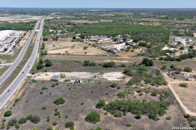 Image 8 of 13 For 4390 Loop 1604 E S