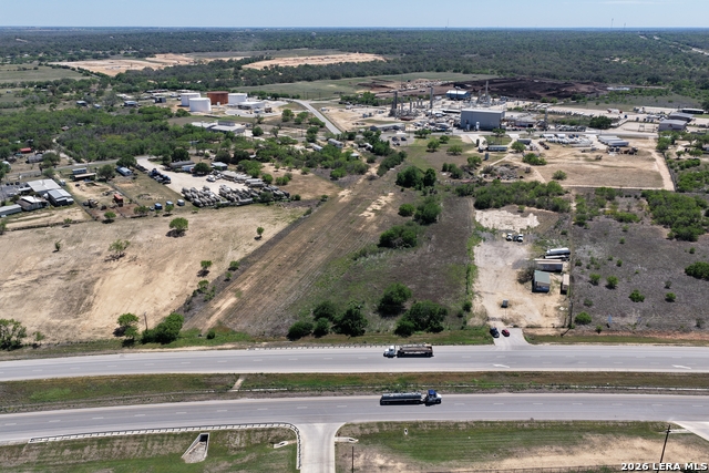 Image 9 of 13 For 4390 Loop 1604 E S