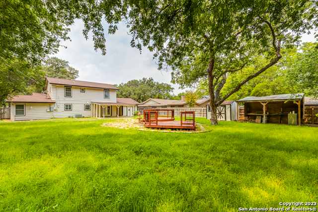 Image 31 of 33 For 555 Patricia