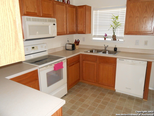 Image 2 of 8 For 10722 Shaenpath