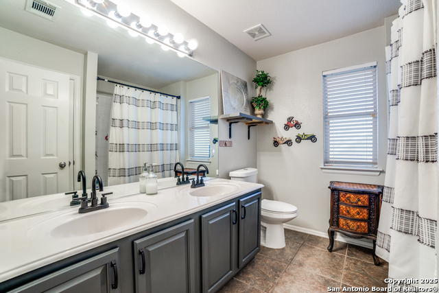 Image 20 of 29 For 10106 Ramblin River Rd