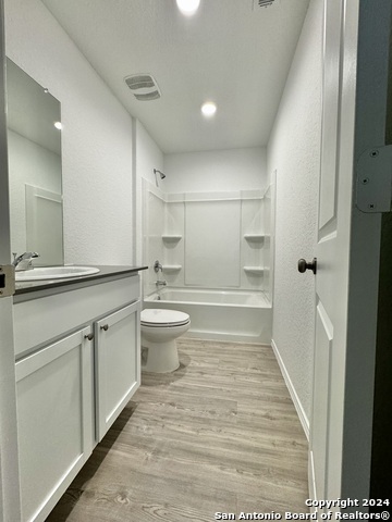 Image 12 of 21 For 9208 James Bowie