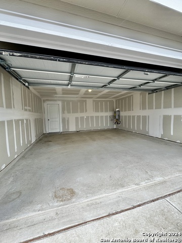 Image 21 of 21 For 9208 James Bowie