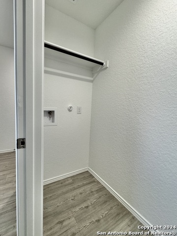 Image 7 of 21 For 9208 James Bowie