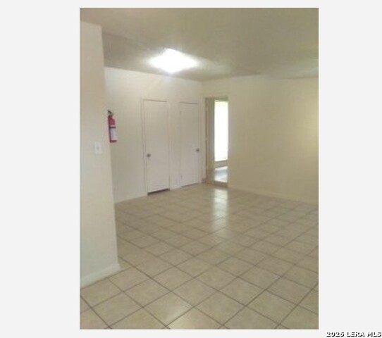 Image 6 of 10 For 600 Monticello Ct  2