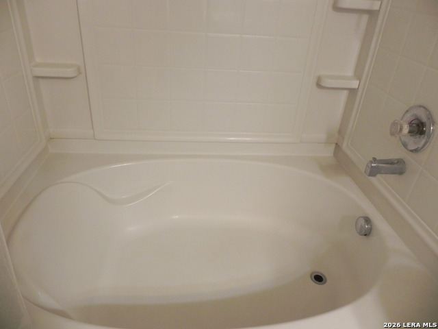 Image 14 of 24 For 10211 Fossil Vly