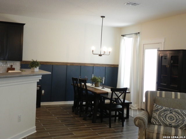 Image 6 of 24 For 10211 Fossil Vly