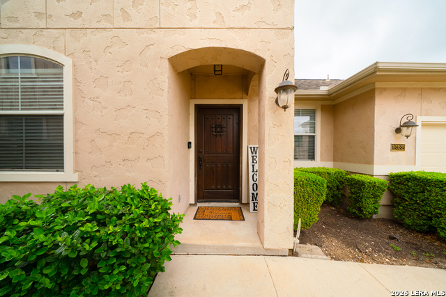 Image 2 of 27 For 12322 Abbey Park