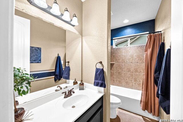 Image 13 of 52 For 11816 Field Bend