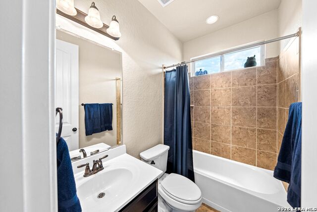 Image 17 of 52 For 11816 Field Bend