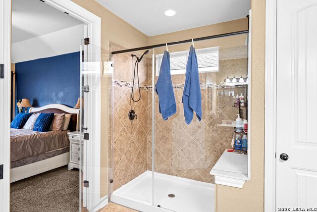 Image 22 of 52 For 11816 Field Bend