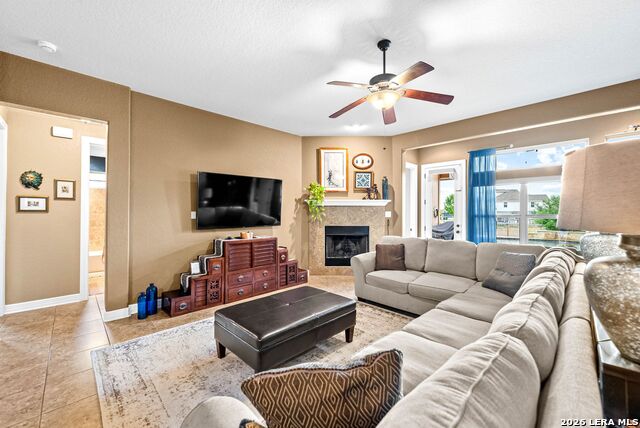 Image 26 of 52 For 11816 Field Bend