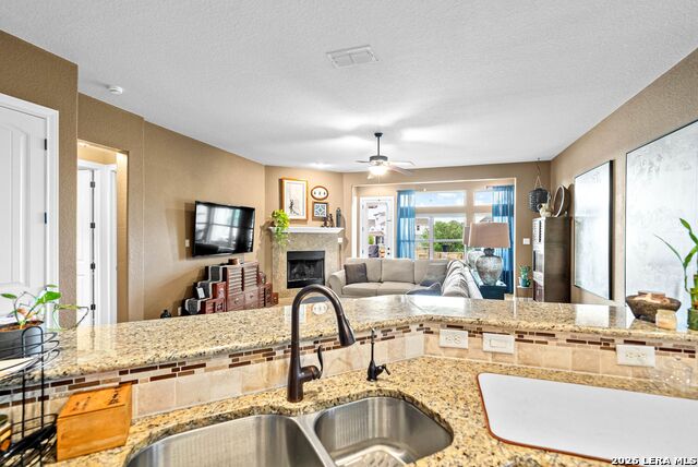 Image 31 of 52 For 11816 Field Bend