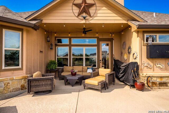 Image 35 of 52 For 11816 Field Bend