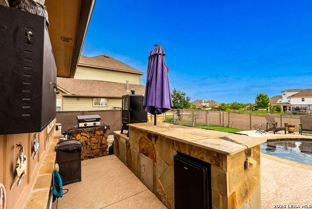 Image 38 of 52 For 11816 Field Bend