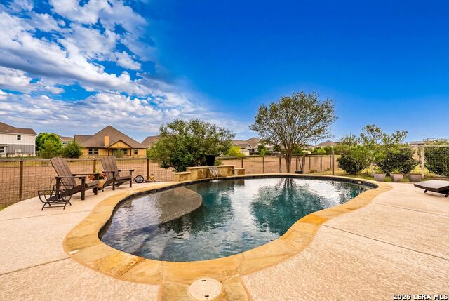 Image 44 of 52 For 11816 Field Bend