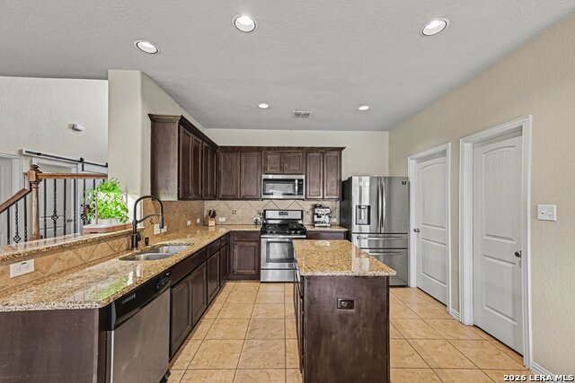 Image 14 of 37 For 27206 Smokey Chase